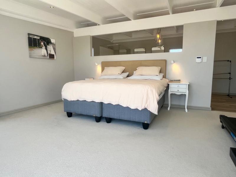 4 Bedroom Property for Sale in Hartenbos Heuwels Western Cape